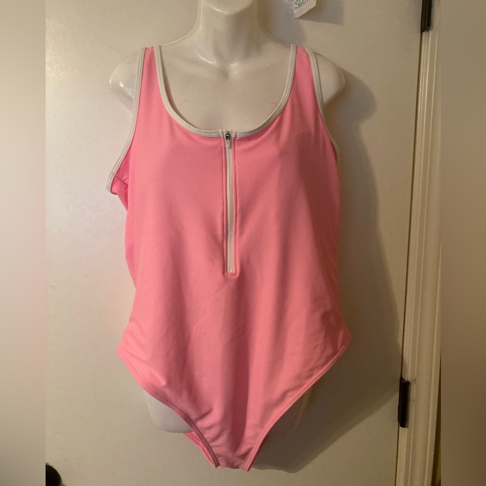 Old Navy 2x one piece swimsuit pink white trim zip front